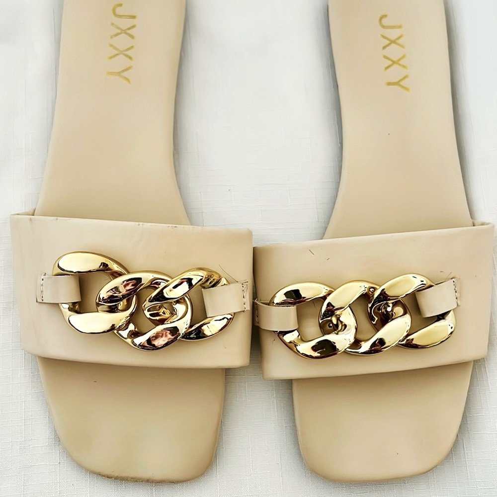 JXXY~Cream Slides with Gold Chain - Picture 6 of 8